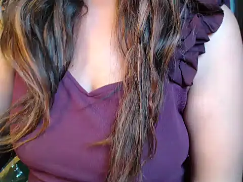 Kiarax1 online show from May 2026 02:02:02 PM