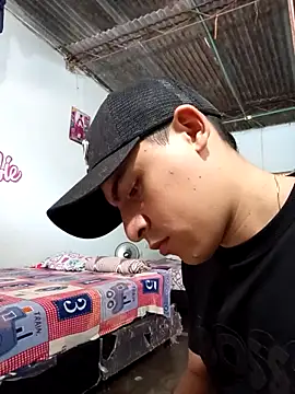 Snapshot of cmjeferson chatting on April 2026 03:51:01 PM cmjeferson online show from April 2026 03:51:01 PM