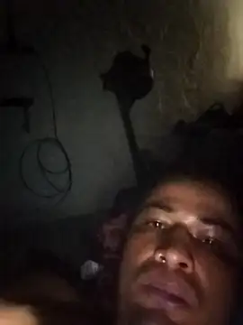 Snapshot of Yovanymartinez chatting on April 2026 03:42:02 PM Yovanymartinez online show from April 2026 03:42:02 PM