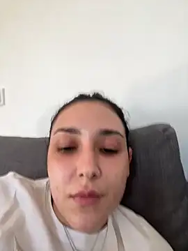 Snapshot of tastycravings chatting on April 2026 02:50:01 PM tastycravings online show from April 2026 02:50:01 PM