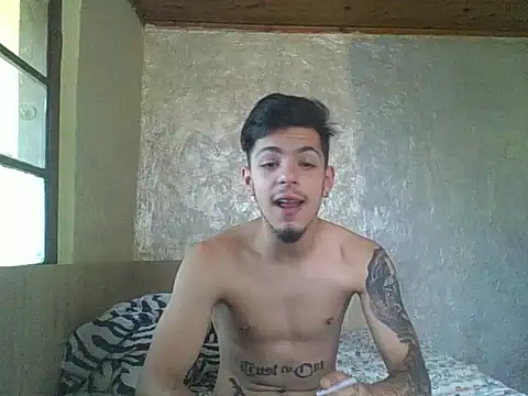 robertmrn112 online show from May 2026 10:22:01 AM