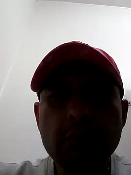 Snapshot of KingRichard3328 chatting on July 2026 03:51:01 PM KingRichard3328 online show from July 2026 03:51:01 PM