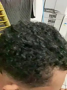 Snapshot of sanches_065 chatting on April 2026 04:46:01 AM sanches 065 online show from April 2026 04:46:01 AM