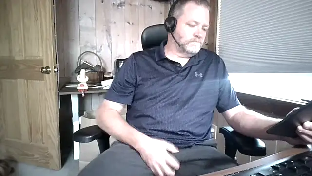 Snapshot of JJ_CONN78 chatting on April 2026 05:30:01 PM JJ CONN78 online show from April 2026 05:30:01 PM