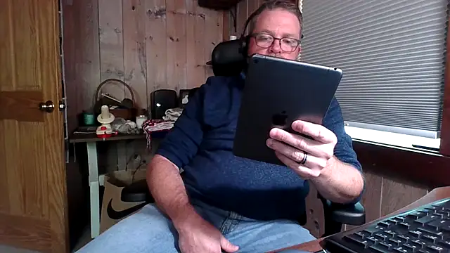 Snapshot of JJ_CONN78 chatting on May 2026 04:04:02 PM JJ CONN78 online show from May 2026 04:04:02 PM