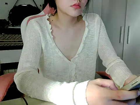 lucienguyen online show from July 2026 05:37:02 PM