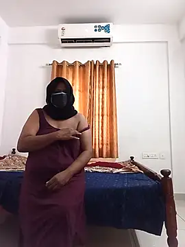 Snapshot of saliya190 chatting on April 2026 07:09:01 AM saliya190 online show from April 2026 07:09:01 AM