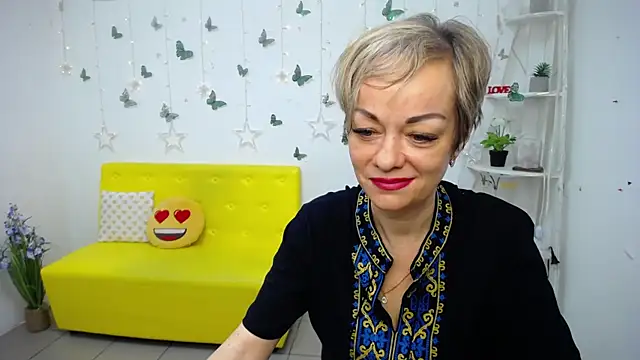 NikaMayu online show from May 2026 05:15:02 AM