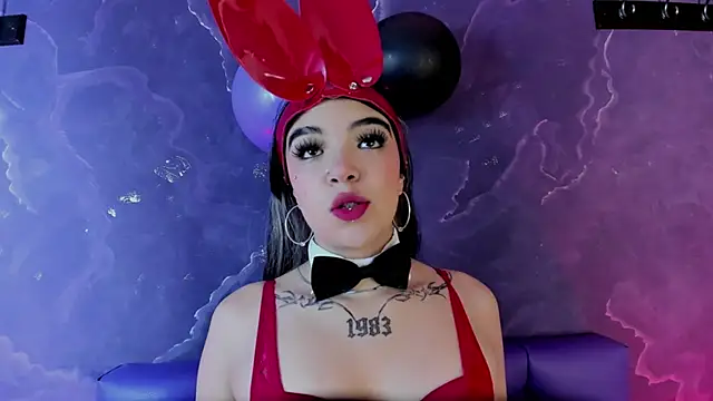 Snapshot of MeivissDemoni chatting on April 2026 07:14:01 PM MeivissDemoni online show from April 2026 07:14:01 PM