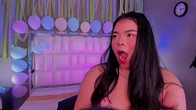 ROSELEI  online show from April 2026 12:05:02 PM