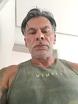 Rodrigo0671 online show from April 2026 06:41:01 PM