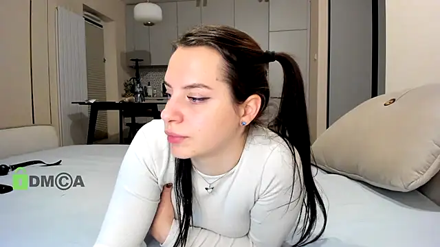 Snapshot of Candy48 chatting on December 2024 01:43:01 AM Candy48 online show from December 2024 01:43:01 AM