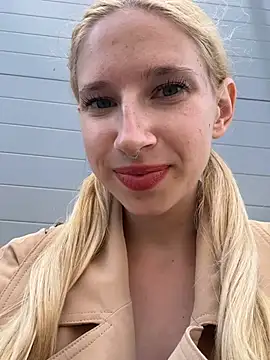 michelle lovique online show from July 2026 07:01:02 AM