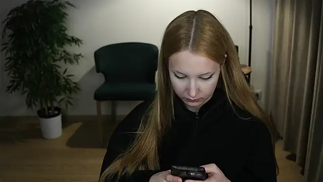 Snapshot of AlmedaWalmer chatting on April 2026 03:23:01 PM AlmedaWalmer online show from April 2026 03:23:01 PM