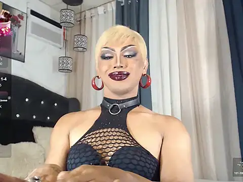 Snapshot of ButtWhoreBELLA chatting on July 2026 09:17:02 PM ButtWhoreBELLA online show from July 2026 09:17:02 PM