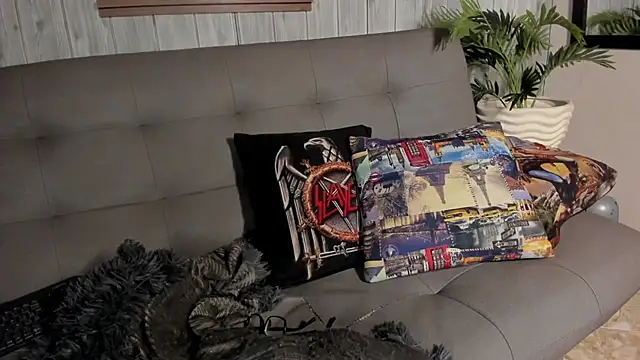 Alucarda666 online show from May 2026 10:36:01 AM