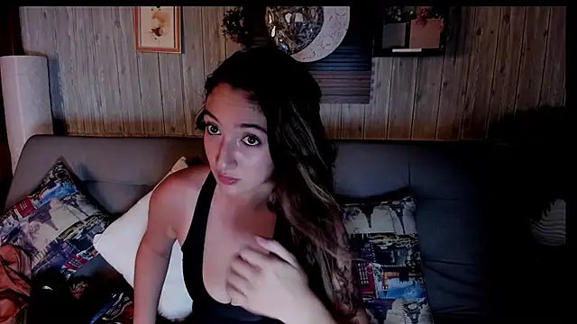 Snapshot of Alucarda666 chatting on July 2026 10:03:01 PM Alucarda666 online show from July 2026 10:03:01 PM