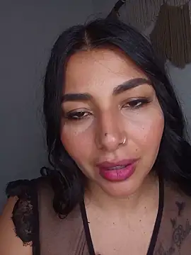 Snapshot of Antonella-corruso chatting on May 2026 04:25:02 PM Antonella-corruso online show from May 2026 04:25:02 PM