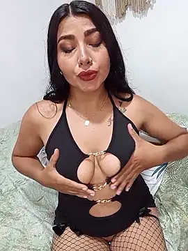 Snapshot of Antonella-corruso chatting on June 2026 01:47:02 AM Antonella-corruso online show from June 2026 01:47:02 AM