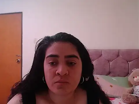 Snapshot of Mabbe07 chatting on April 2026 01:33:01 AM Mabbe07 online show from April 2026 01:33:01 AM