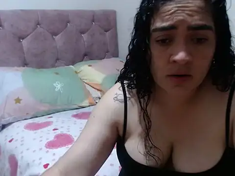 Snapshot of Mabbe07 chatting on April 2026 02:34:01 AM Mabbe07 online show from April 2026 02:34:01 AM