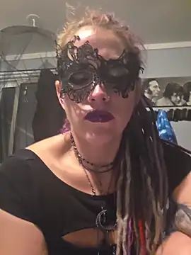 Snapshot of MistressSolena chatting on June 2026 04:26:02 AM MistressSolena online show from June 2026 04:26:02 AM