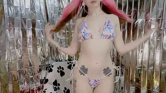 Snapshot of Sansarella chatting on January 2025 06:12:02 PM Sansarella online show from January 2025 06:12:02 PM