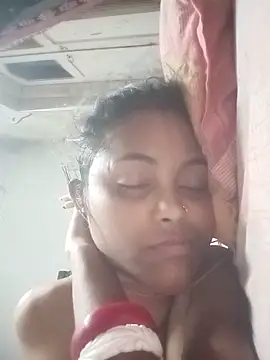 amishaah92 online show from May 2026 10:27:02 PM