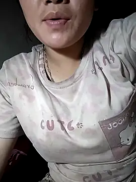 Snapshot of giahan1 chatting on April 2026 12:32:01 PM giahan1 online show from April 2026 12:32:01 PM