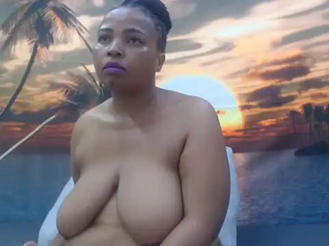 GoldenLuxeLady online show from May 2026 04:32:02 AM