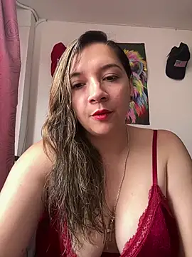 Snapshot of belucci_vale chatting on April 2026 02:41:01 PM belucci vale online show from April 2026 02:41:01 PM