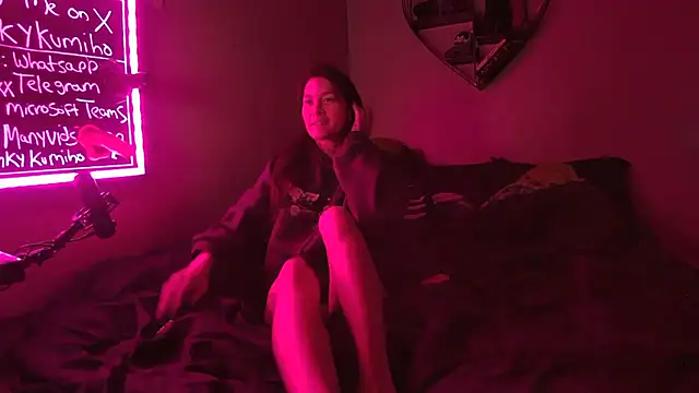 AsaFoXXX online show from April 2026 03:42:02 PM