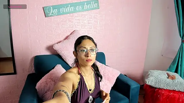 Snapshot of Kat_santana chatting on April 2026 10:48:02 PM Kat santana online show from April 2026 10:48:02 PM