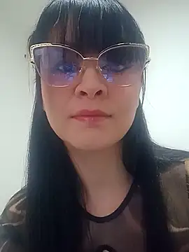 roos1237 online show from April 2026 11:55:02 AM