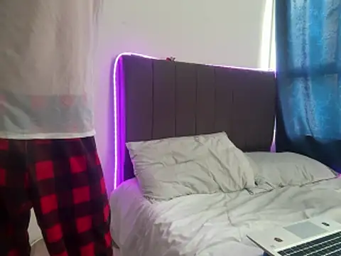 Snapshot of _DavidPrince_ chatting on April 2026 06:35:01 PM DavidPrince online show from April 2026 06:35:01 PM