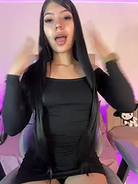 Snapshot of sweett_sophie1 chatting on June 2026 08:55:01 PM sweett sophie1 online show from June 2026 08:55:01 PM