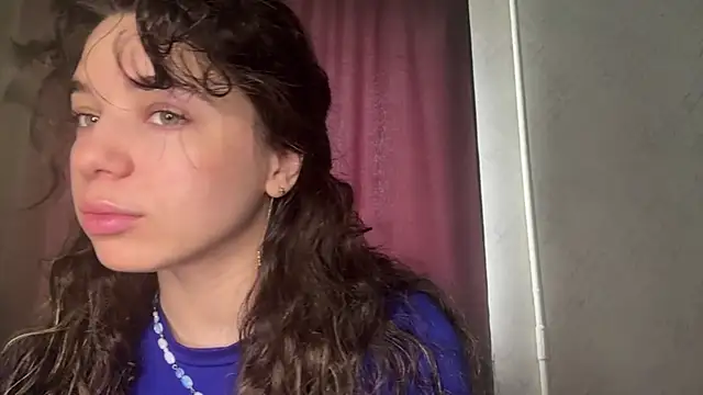 Snapshot of Angeliheee chatting on April 2026 10:16:02 AM Angeliheee online show from April 2026 10:16:02 AM