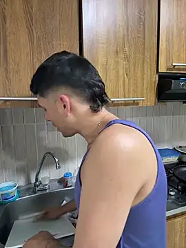 Snapshot of Universobayx chatting on April 2026 04:13:02 AM Universobayx online show from April 2026 04:13:02 AM