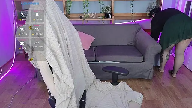 QwertyAnnie Lbo online show from April 2026 01:41:02 AM