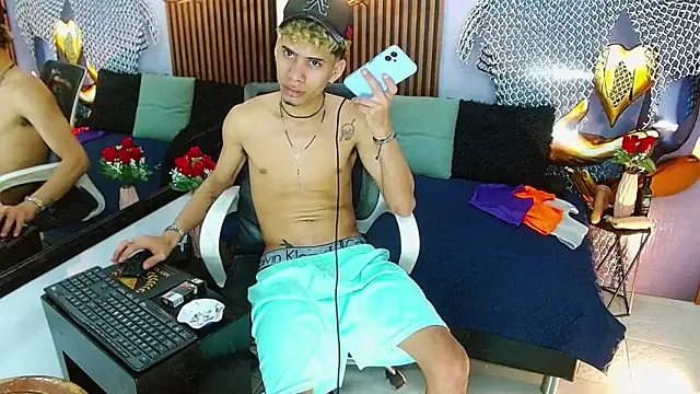 Skinny cute Alyer online show from June 2026 02:47:02 AM