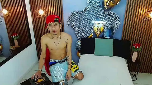 Skinny cute Alyer online show from July 2026 02:14:01 AM