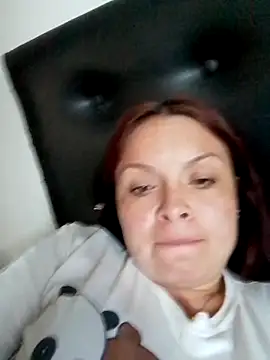 Lina19 93 online show from April 2026 09:42:02 PM