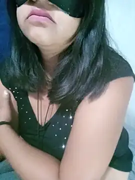 MorriganRosee online show from May 2026 04:21:02 AM