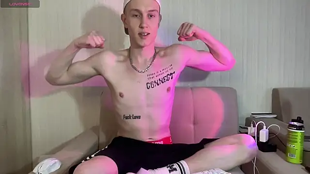 Travis Gracile online show from April 2026 09:32:01 AM