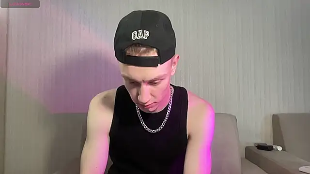 Travis Gracile online show from April 2026 09:34:02 AM