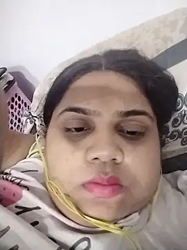 hotsilk21 online show from April 2026 06:38:01 PM