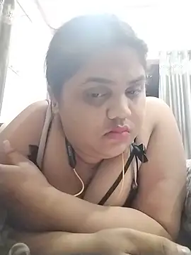 hotsilk21 online show from June 2026 07:58:02 PM