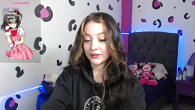 vero doll12 online show from June 2026 01:53:02 PM