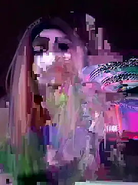 Snapshot of BettyBadNews chatting on April 2026 12:16:01 AM BettyBadNews online show from April 2026 12:16:01 AM