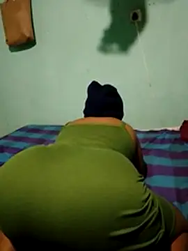 Snapshot of nisani_madusha chatting on April 2026 02:55:01 PM nisani madusha online show from April 2026 02:55:01 PM